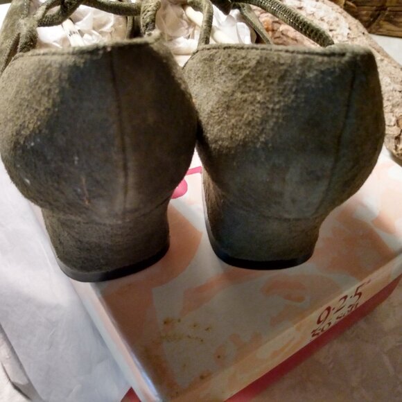3 Pairs of 9.2.5. So Soft Low Heeled Pumps Brushed Faux Suede Size 7 - Picture 7 of 9